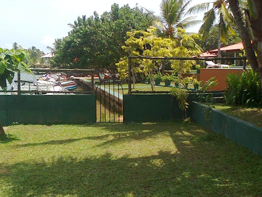 Ganga Garden Hotel Beruwala Exterior foto